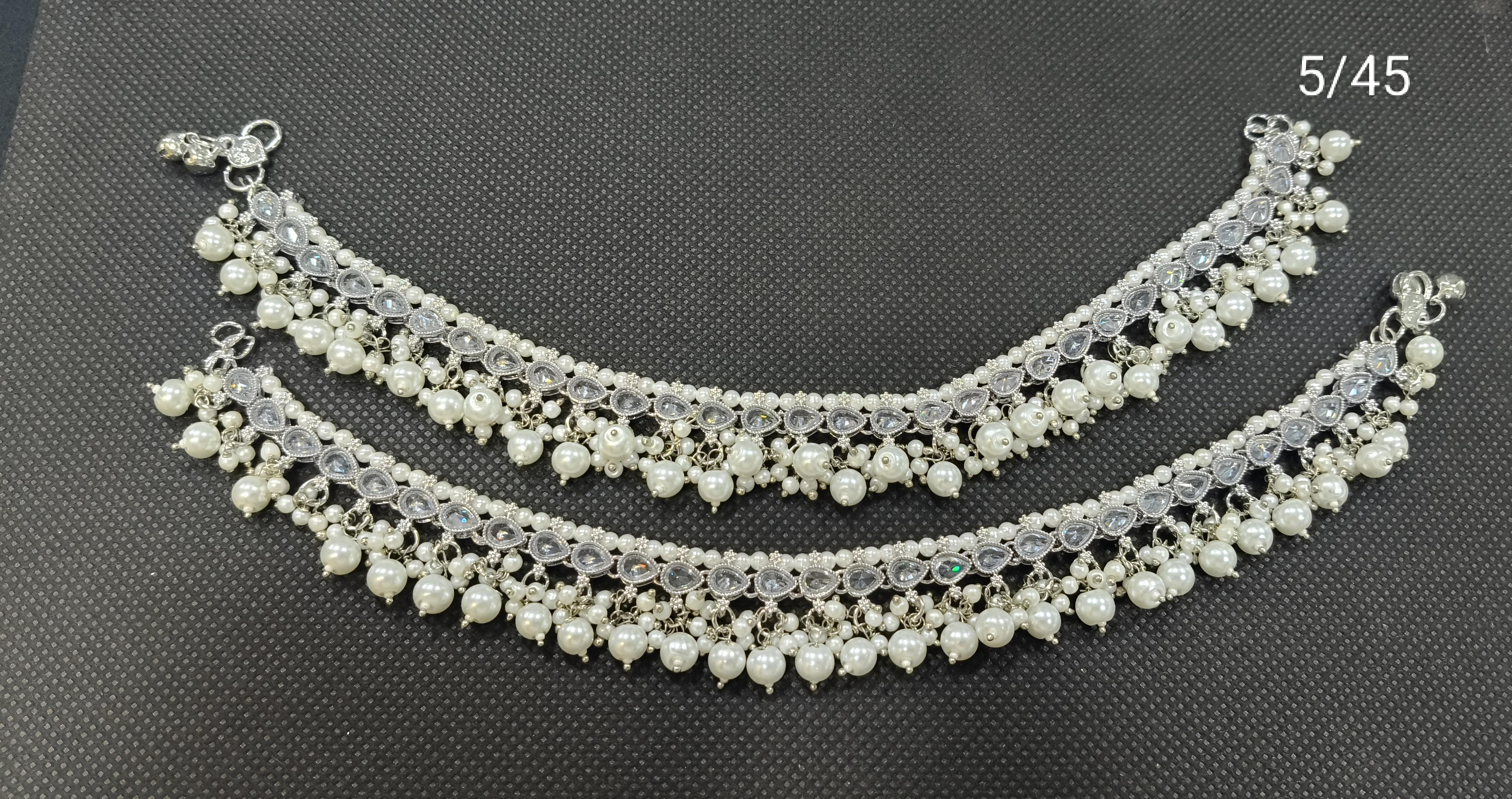 Elegant Silver-Plated Pearl Drop Anklet Pair – Traditional Design for Ethnic Wear